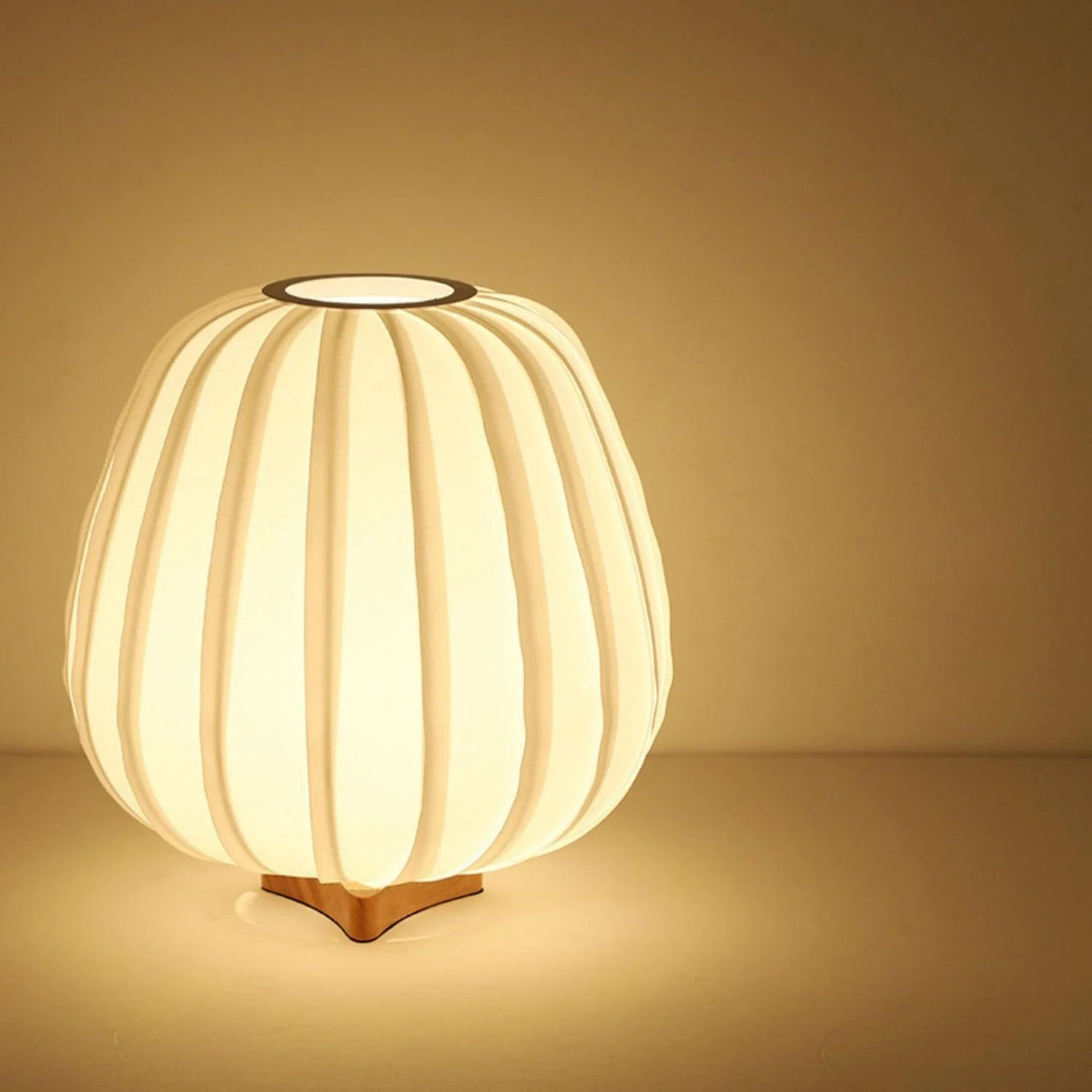 Classic Round Fabric Table Lamp