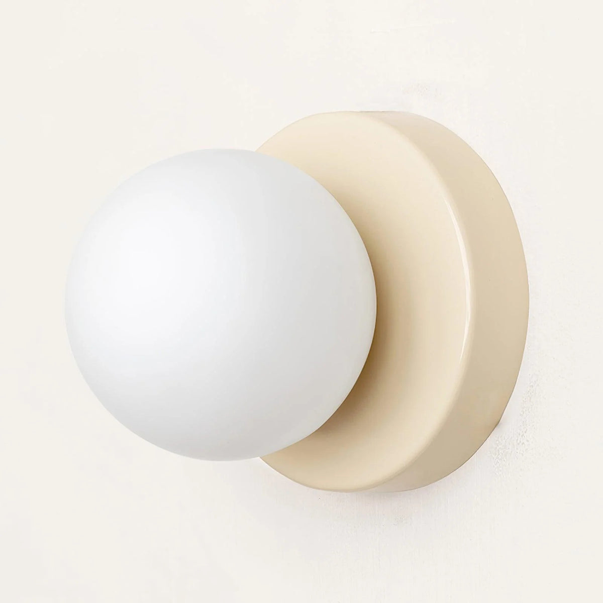 Noordse orb wandlicht