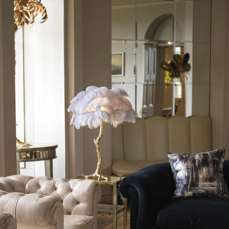 Elegant bordlampe med palmefjer