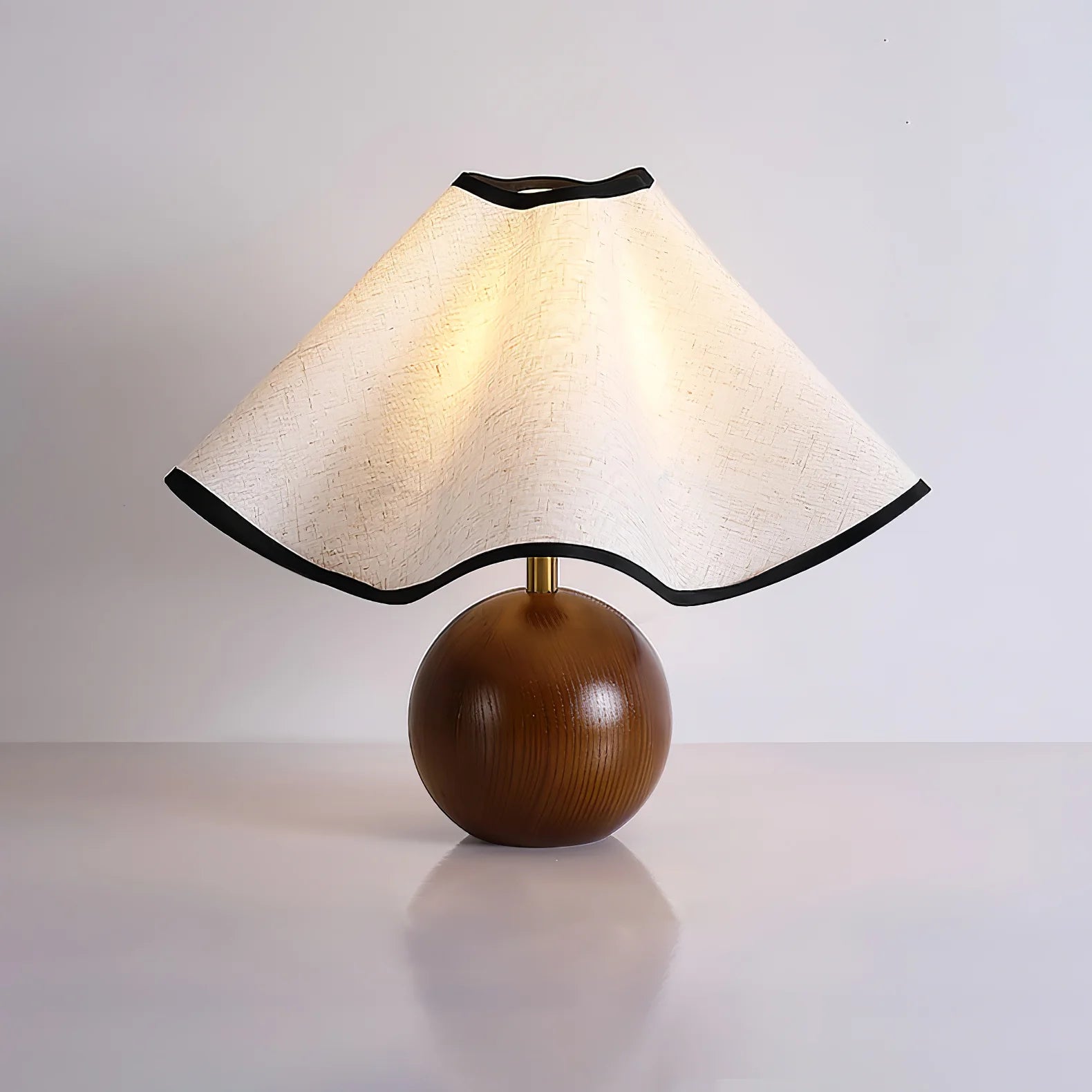 Lampe de table classique en tissu cloche