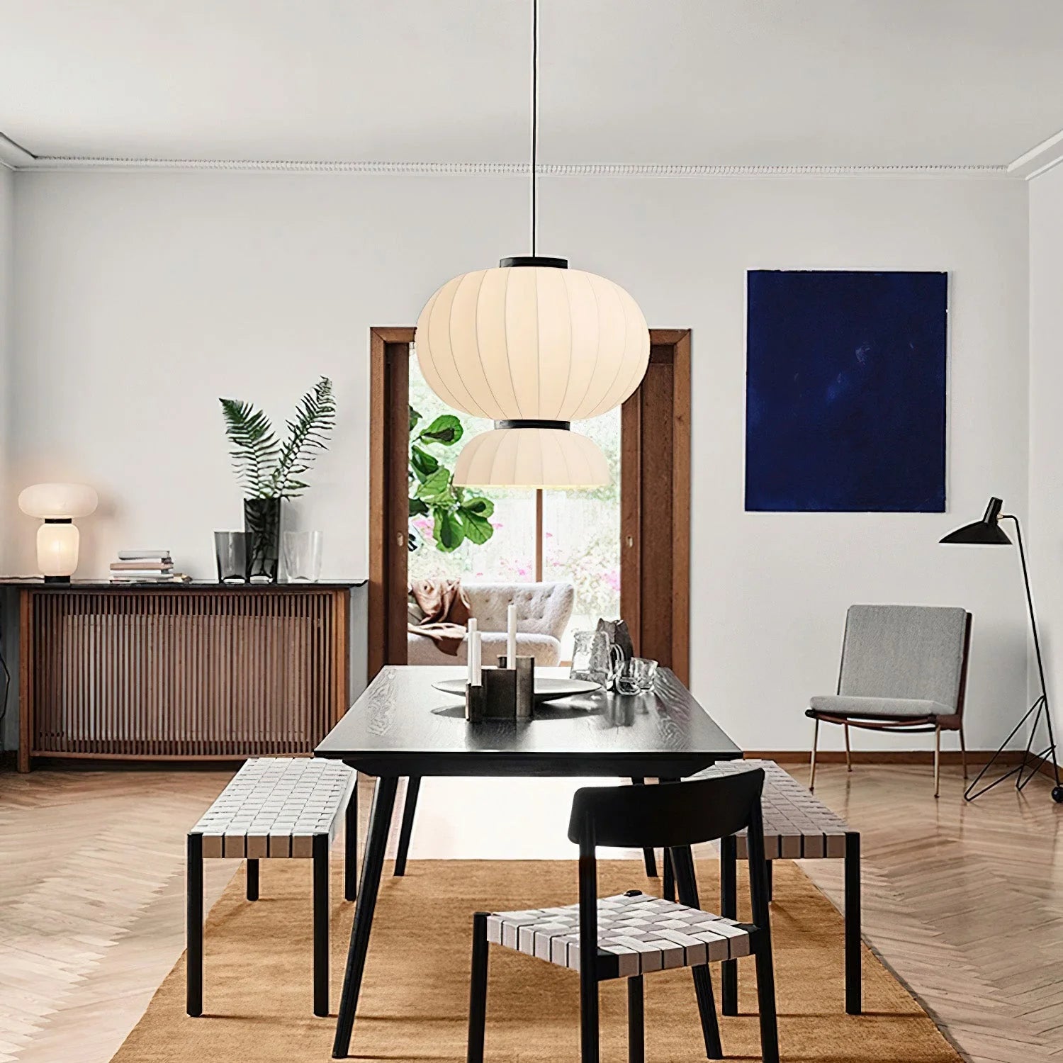 Suspension ronde minimaliste en soie