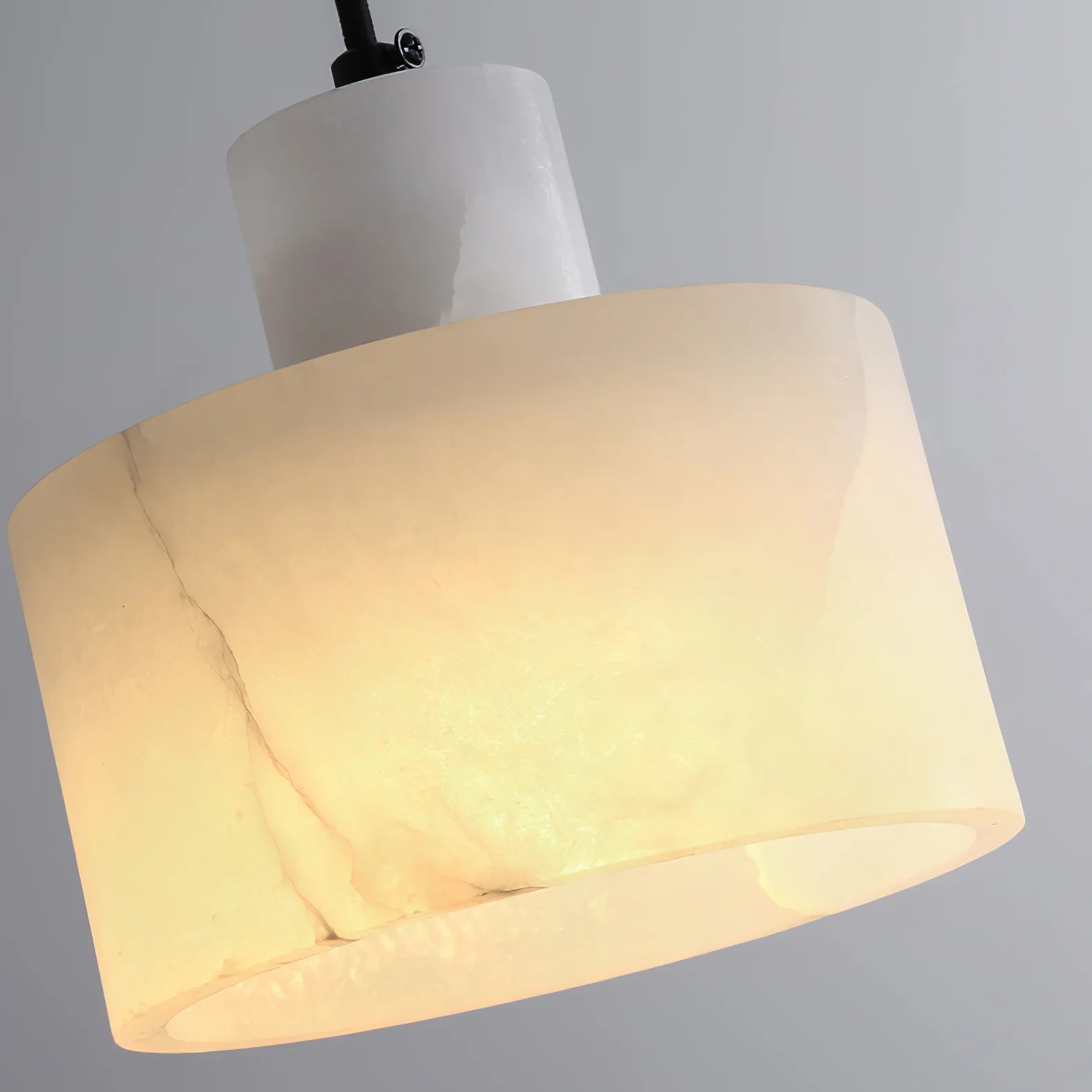 Lampe à suspension cylindrique classique en albâtre