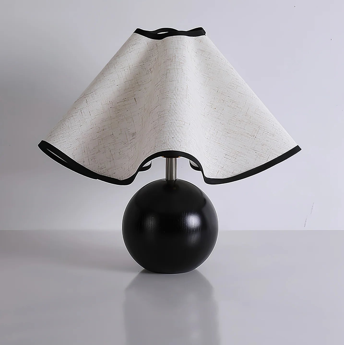 Lampe de table classique en tissu cloche