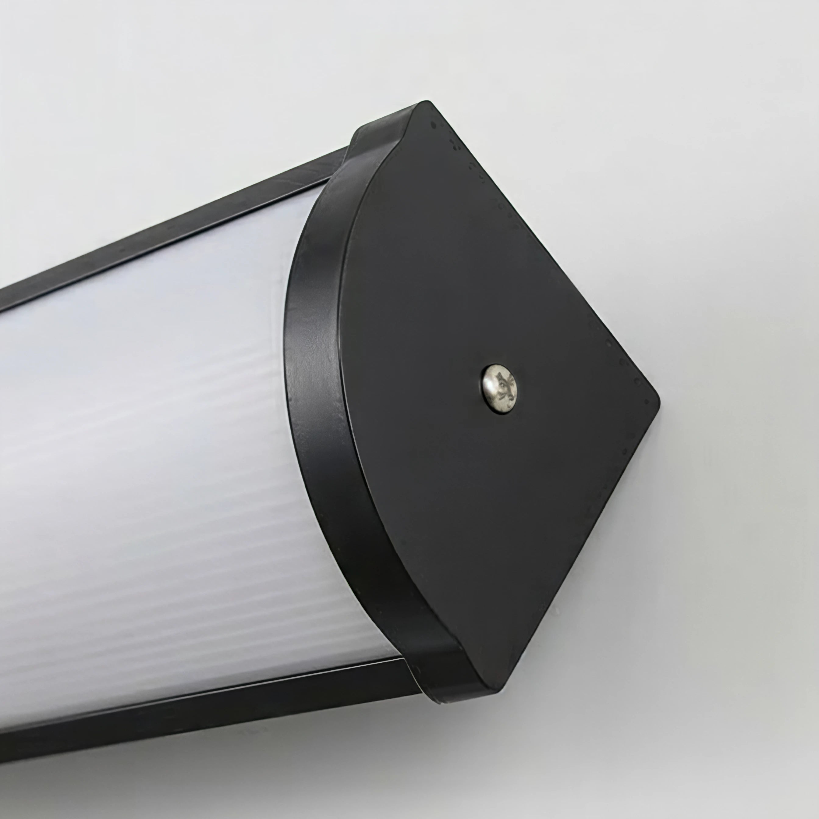 Moderne, minimalistische, wasserdichte LED-Wandleuchte für den Außenbereich