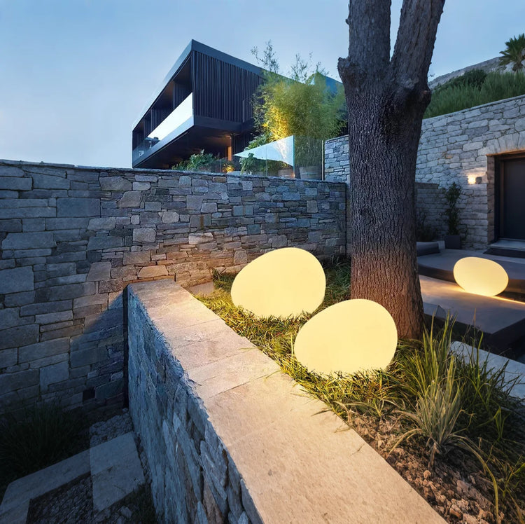 Modern Solar Cobblestone Light