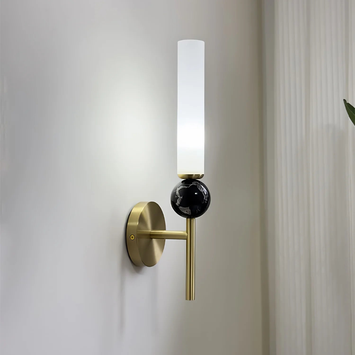 Classical Vertical Marble Wall Light