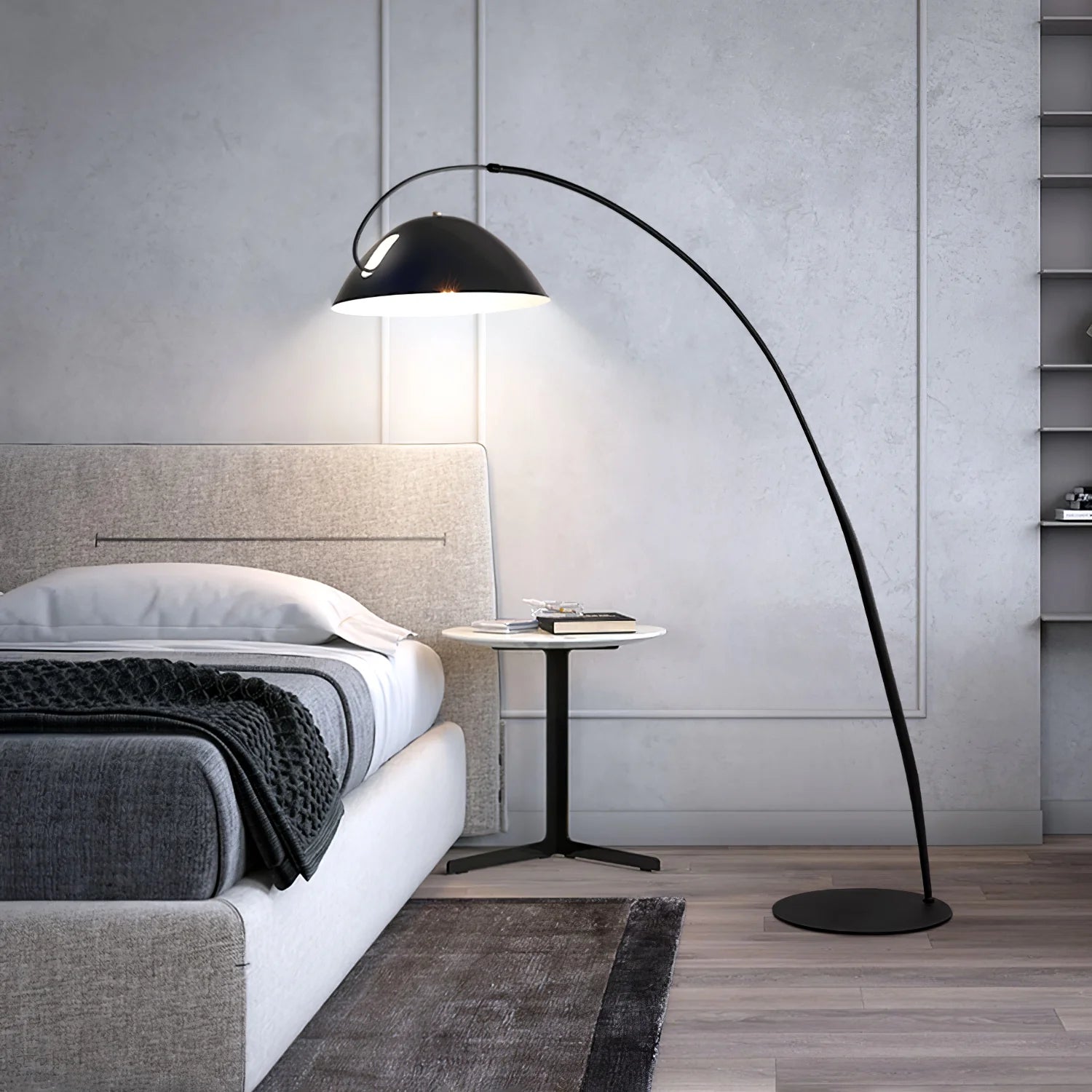 Lampadaire en métal à arc simplifié