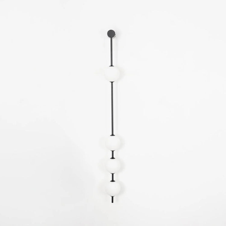 Raffineret Linea Orb messing væglampe