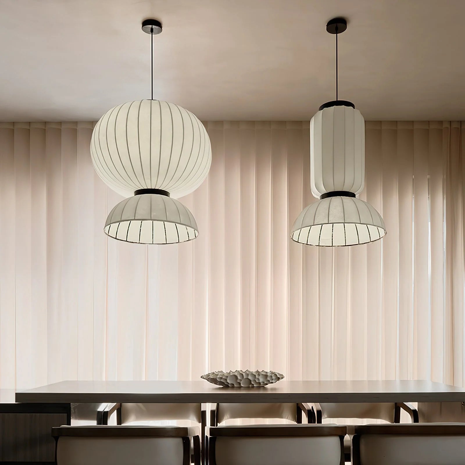 Suspension ronde minimaliste en soie