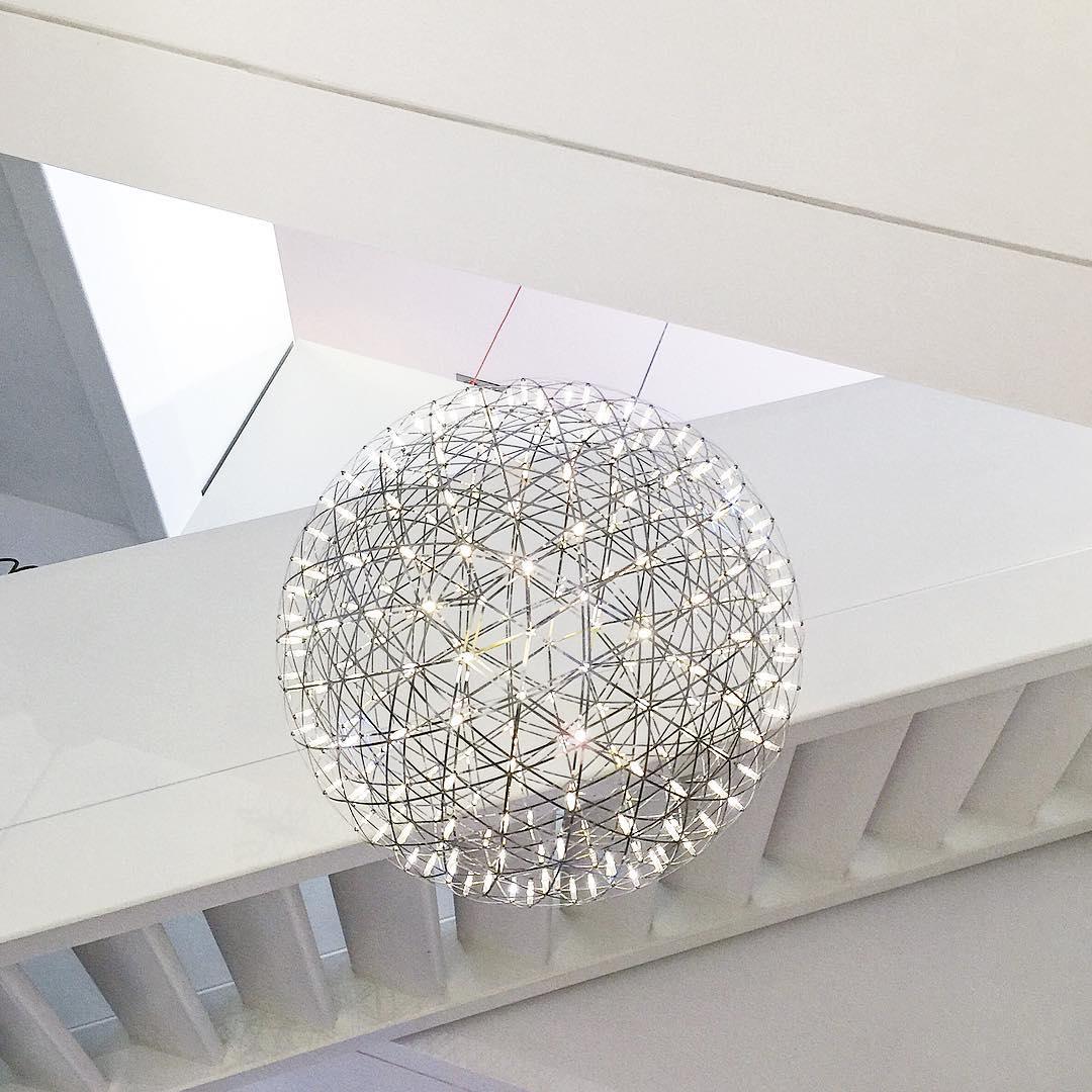 Lampada a sospensione a sfera in argento lucido