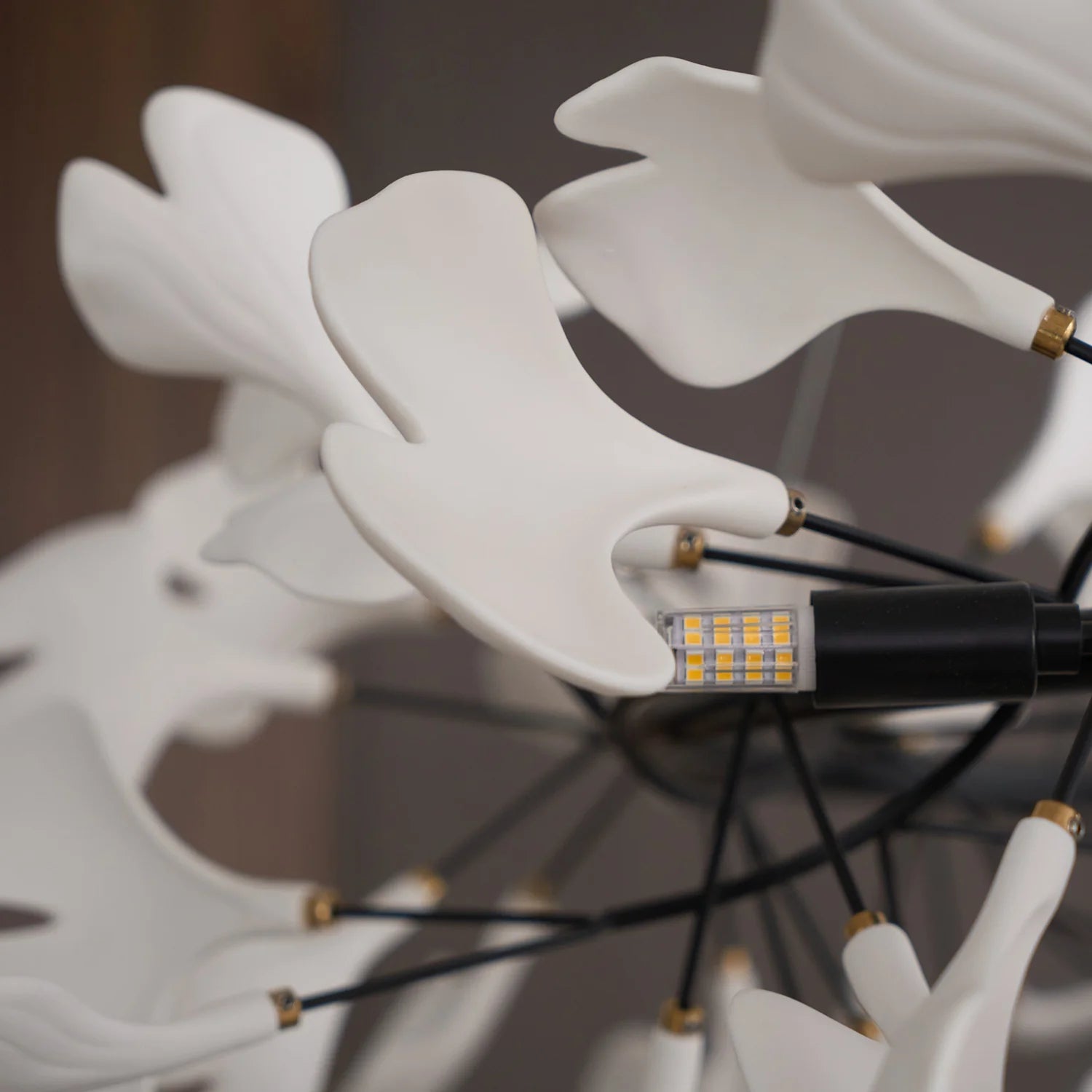 Traditional Gingko Ceramic Chandelier