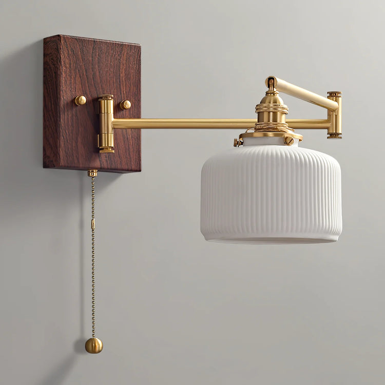 Klassisk rund keramisk væglampe