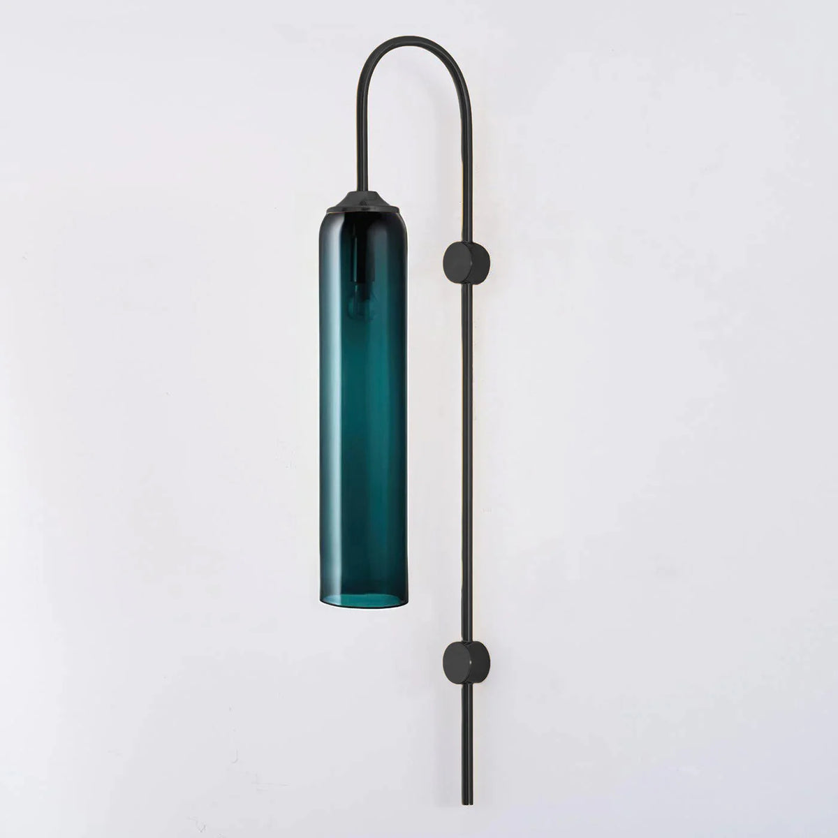 Nova Minimalist Sconce