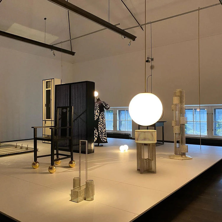 Minimalistisk sfære messing pendel