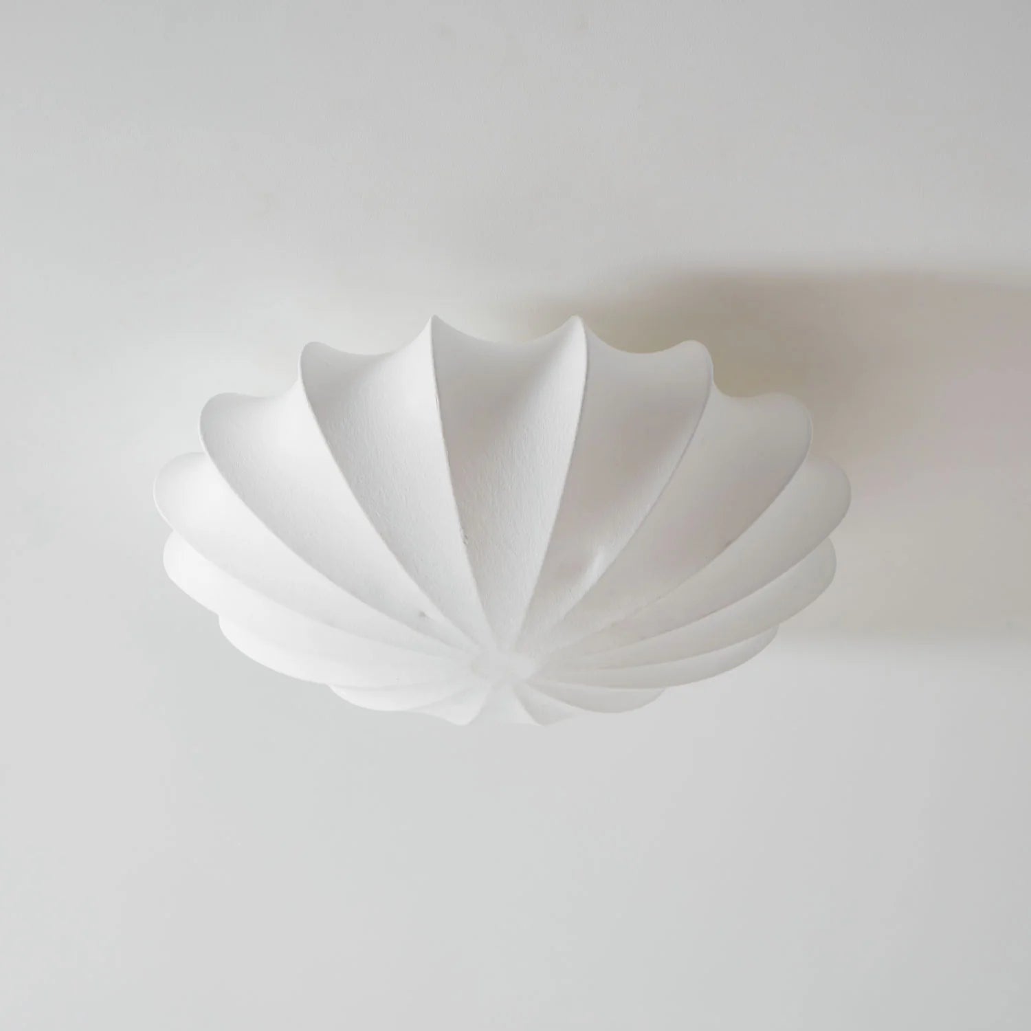 Plafonnier moderne en soie en forme de coquille