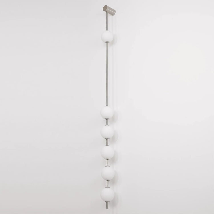 Raffineret Linea Orb messing væglampe