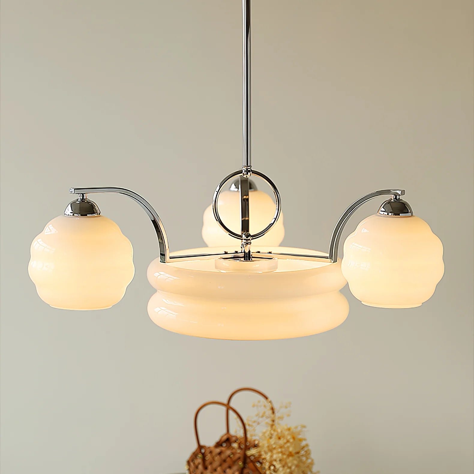 Lampadario Art Déco opalino