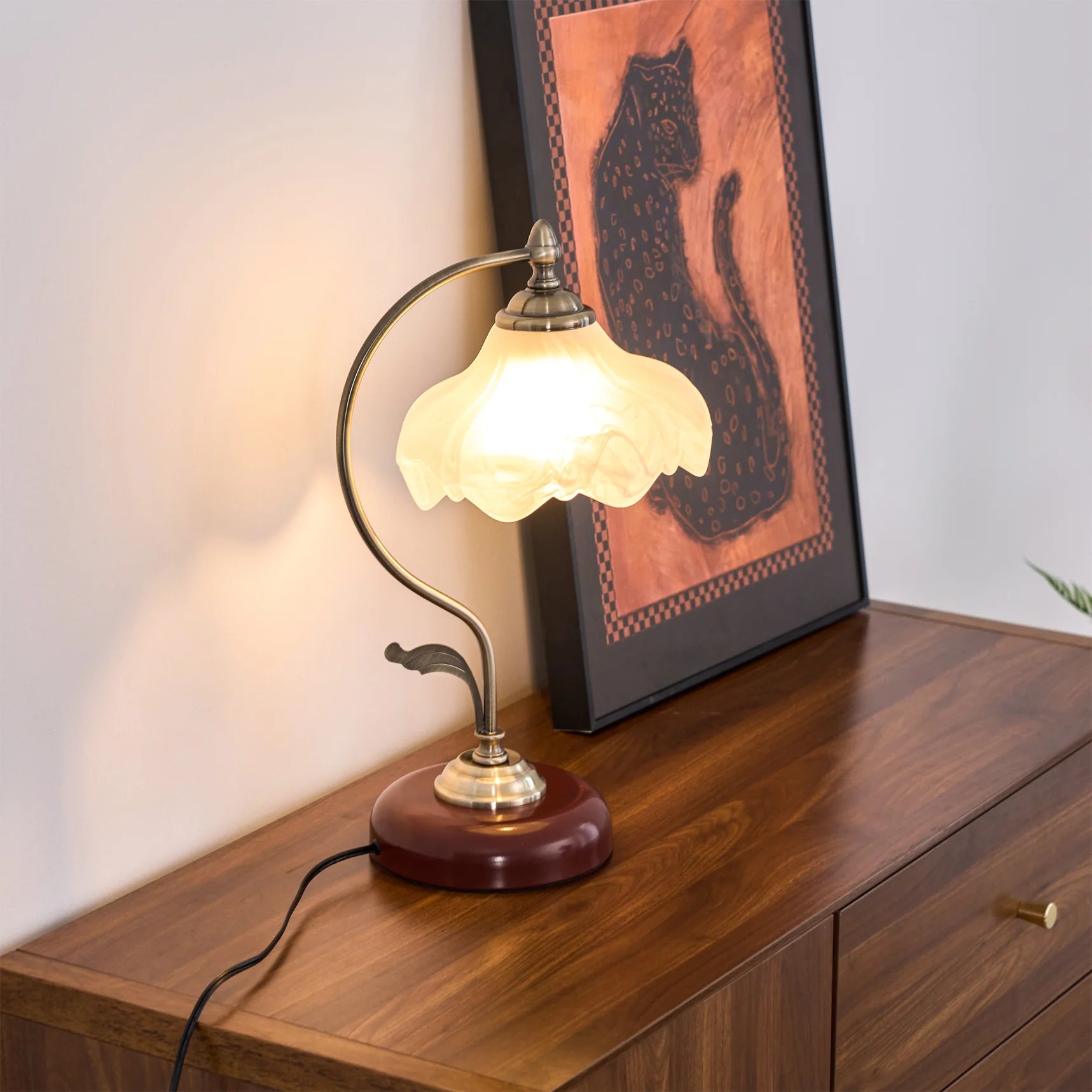 Vintage Flower Glass Table Lamp