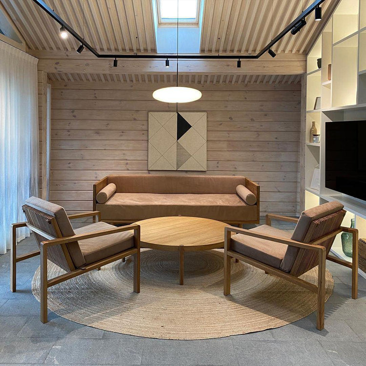 Streamlined Girdle Acrylic Pendant Light