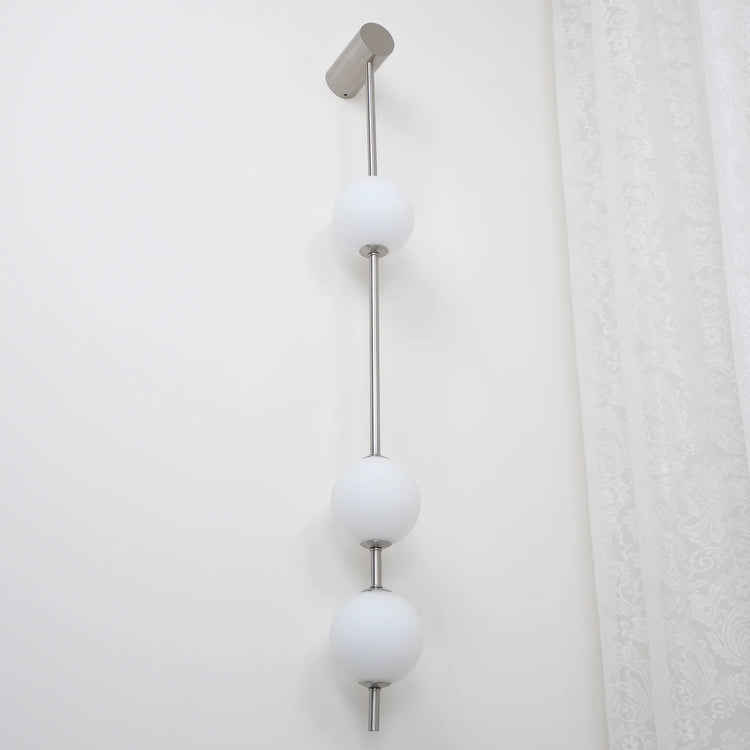 Raffineret Linea Orb messing væglampe