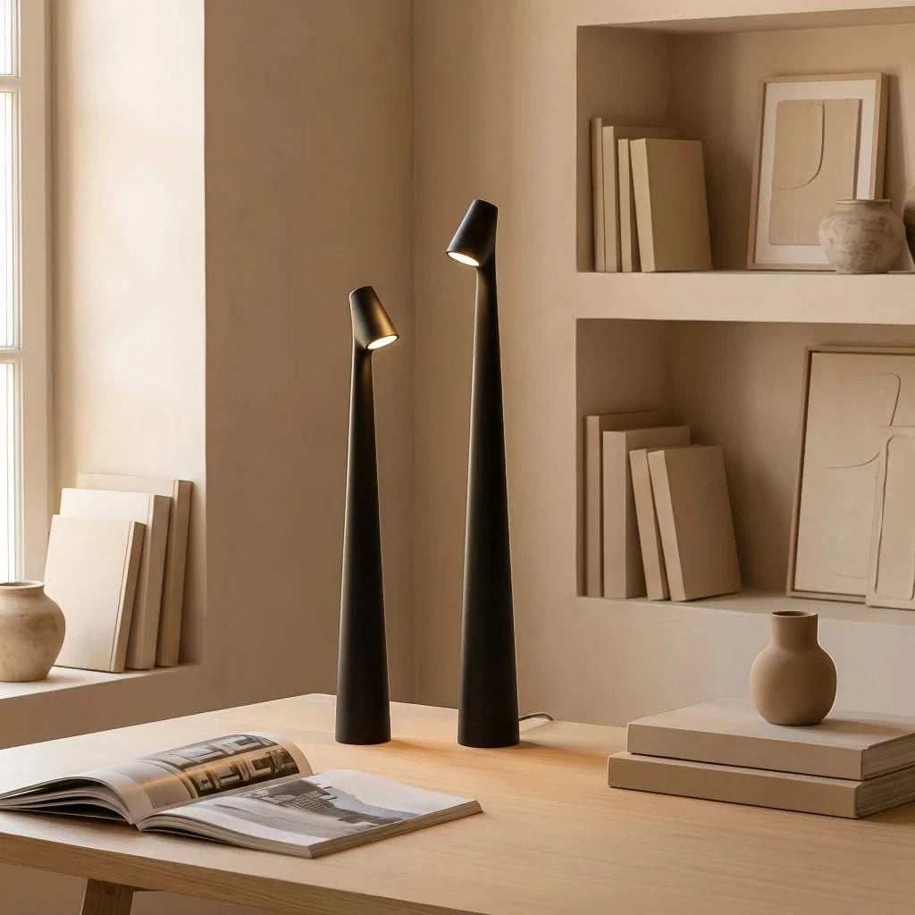 Lampada da tavolo dal design minimalista Glarefusion