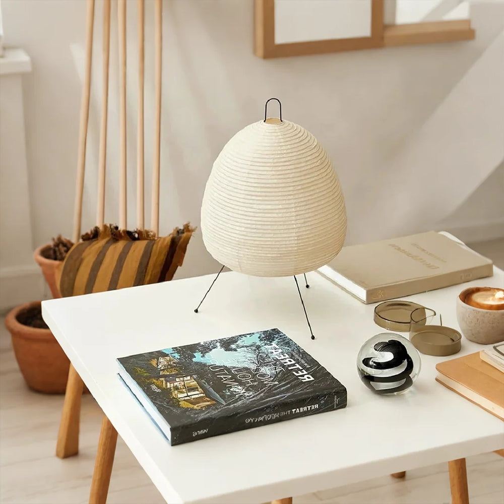 Lampada da tavolo in carta di riso