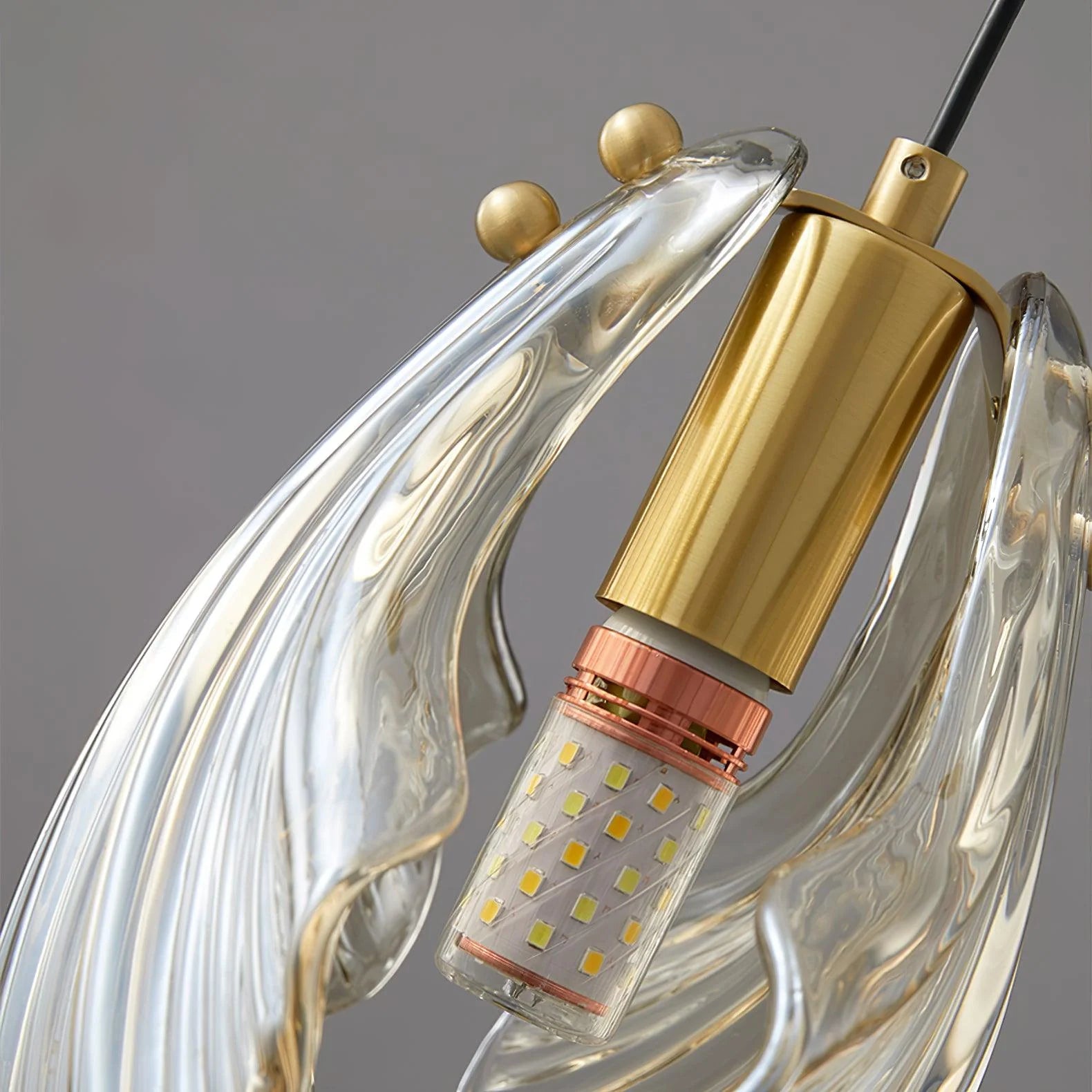 Lampe à suspension moderne en verre de coquille