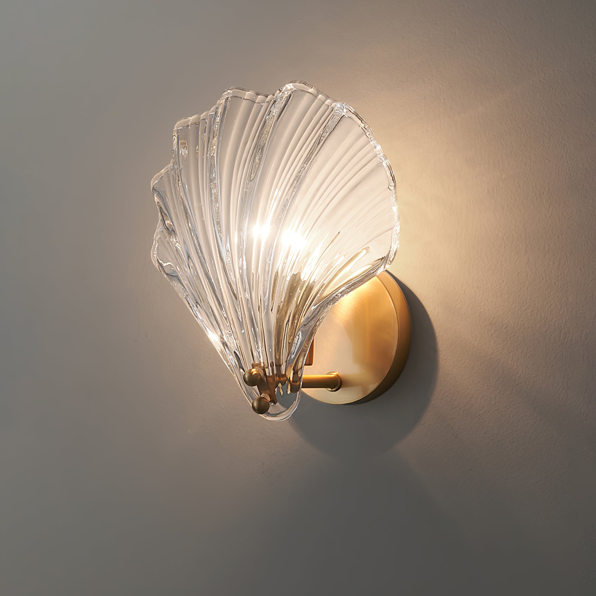 Applique murale tendance en verre coquillage