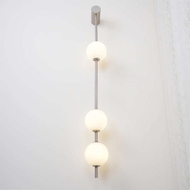 Raffineret Linea Orb messing væglampe