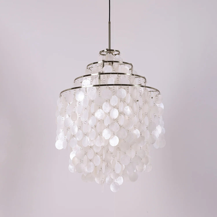 Moderne skylignende Shell-lysekrone