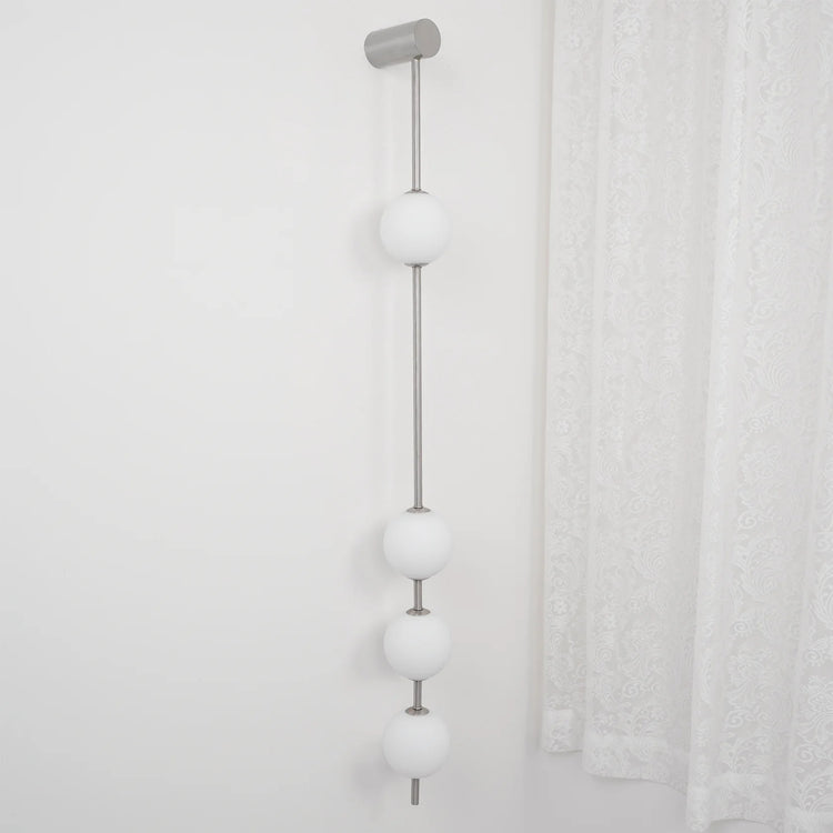 Raffineret Linea Orb messing væglampe