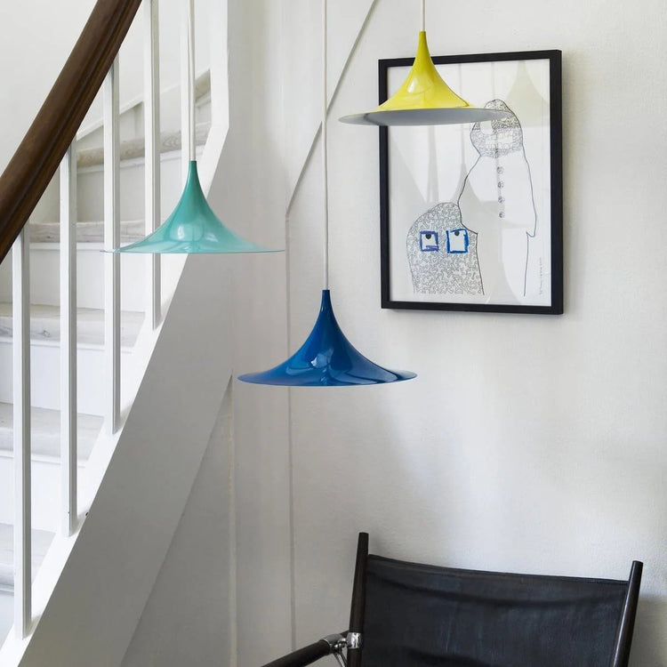 Stilfuld buelampe i aluminium