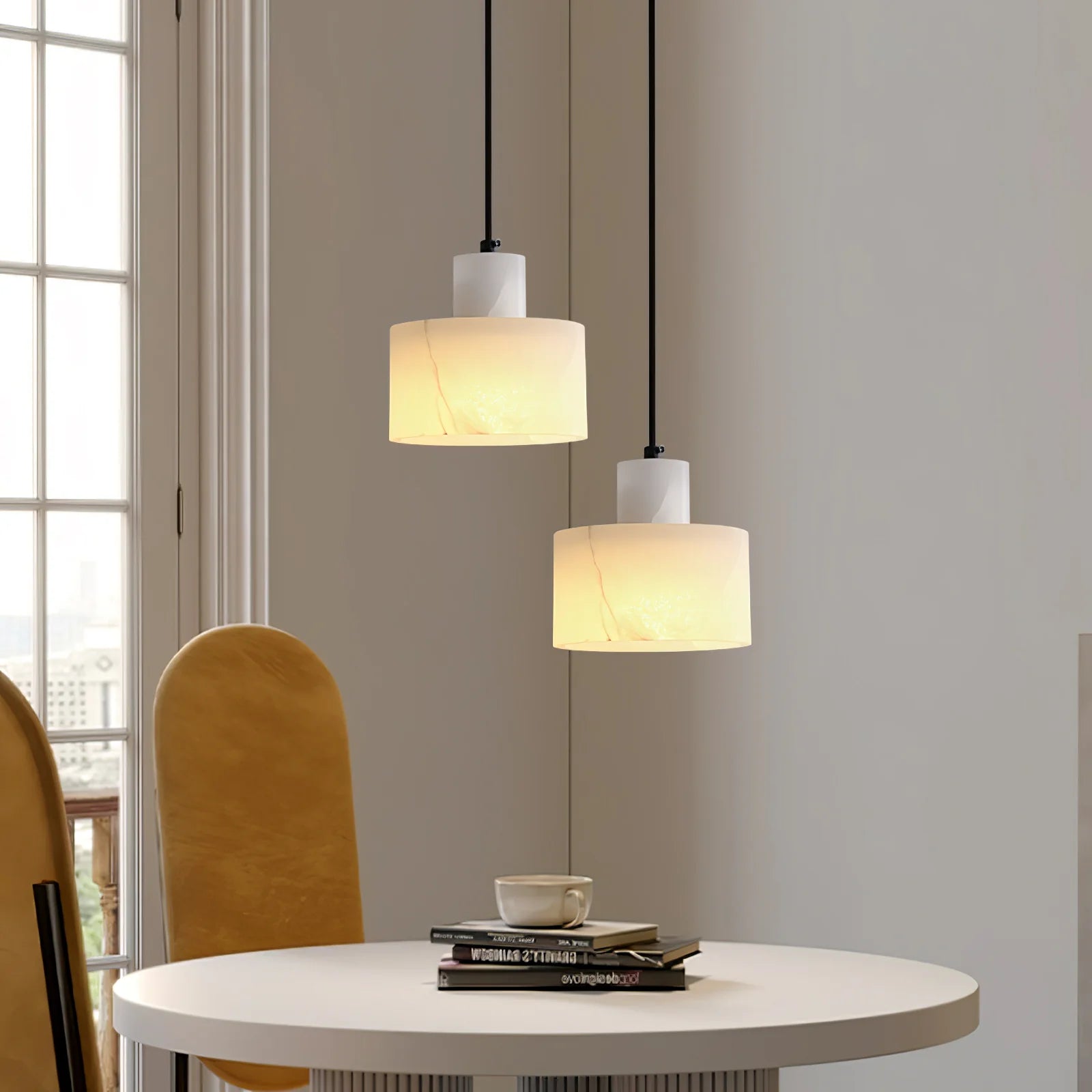 Lampe à suspension cylindrique classique en albâtre