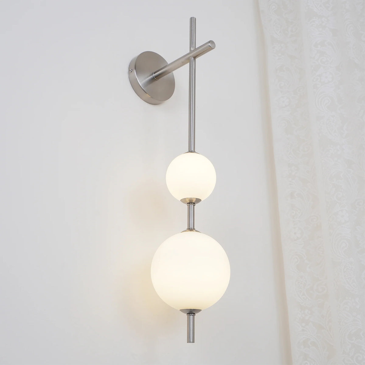 Vertiglow Globe Lamp