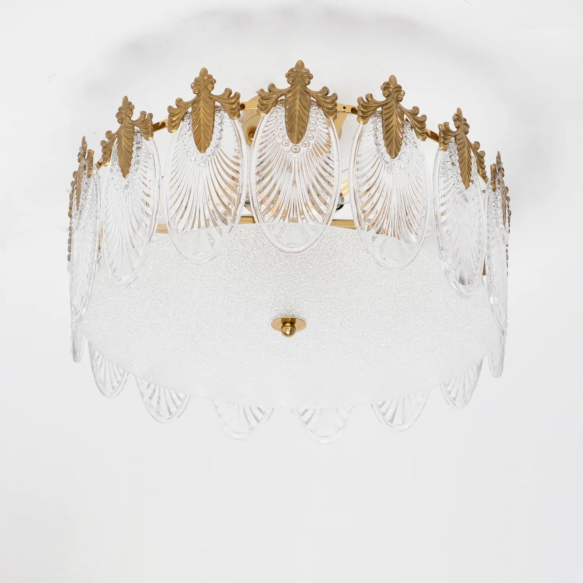 Indviklet runde glas lysekrone