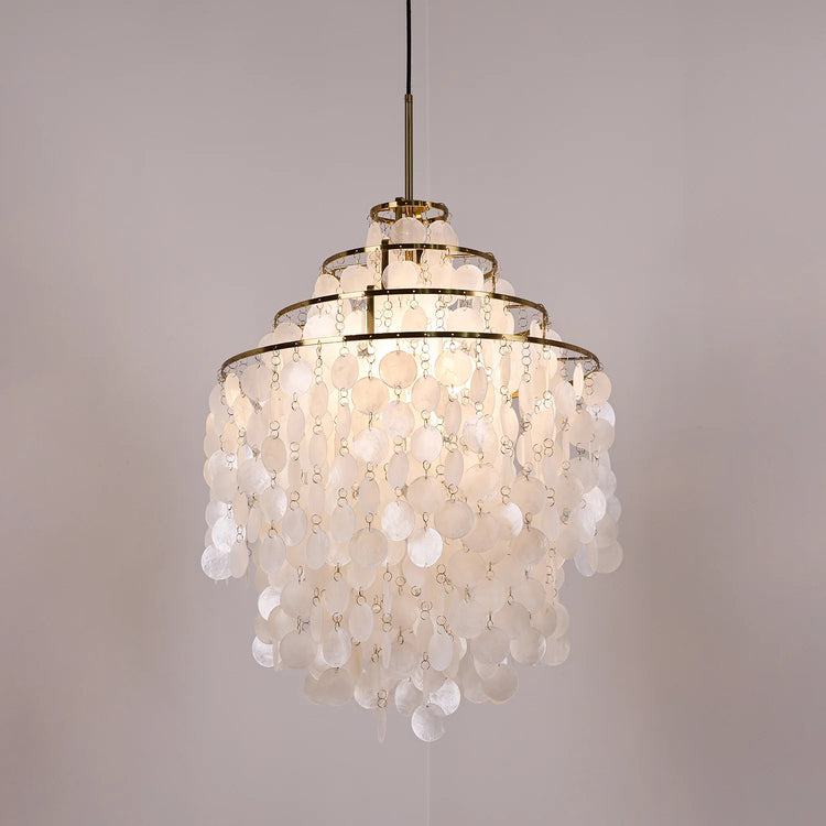 Moderne skylignende Shell-lysekrone