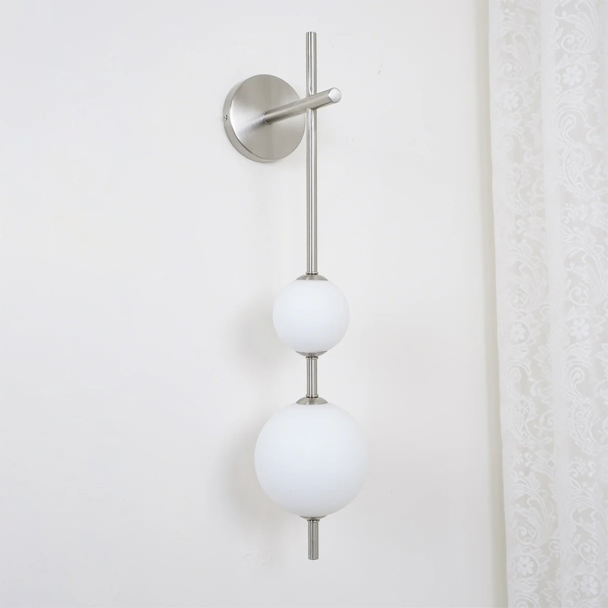 Vertiglow Globe Lamp