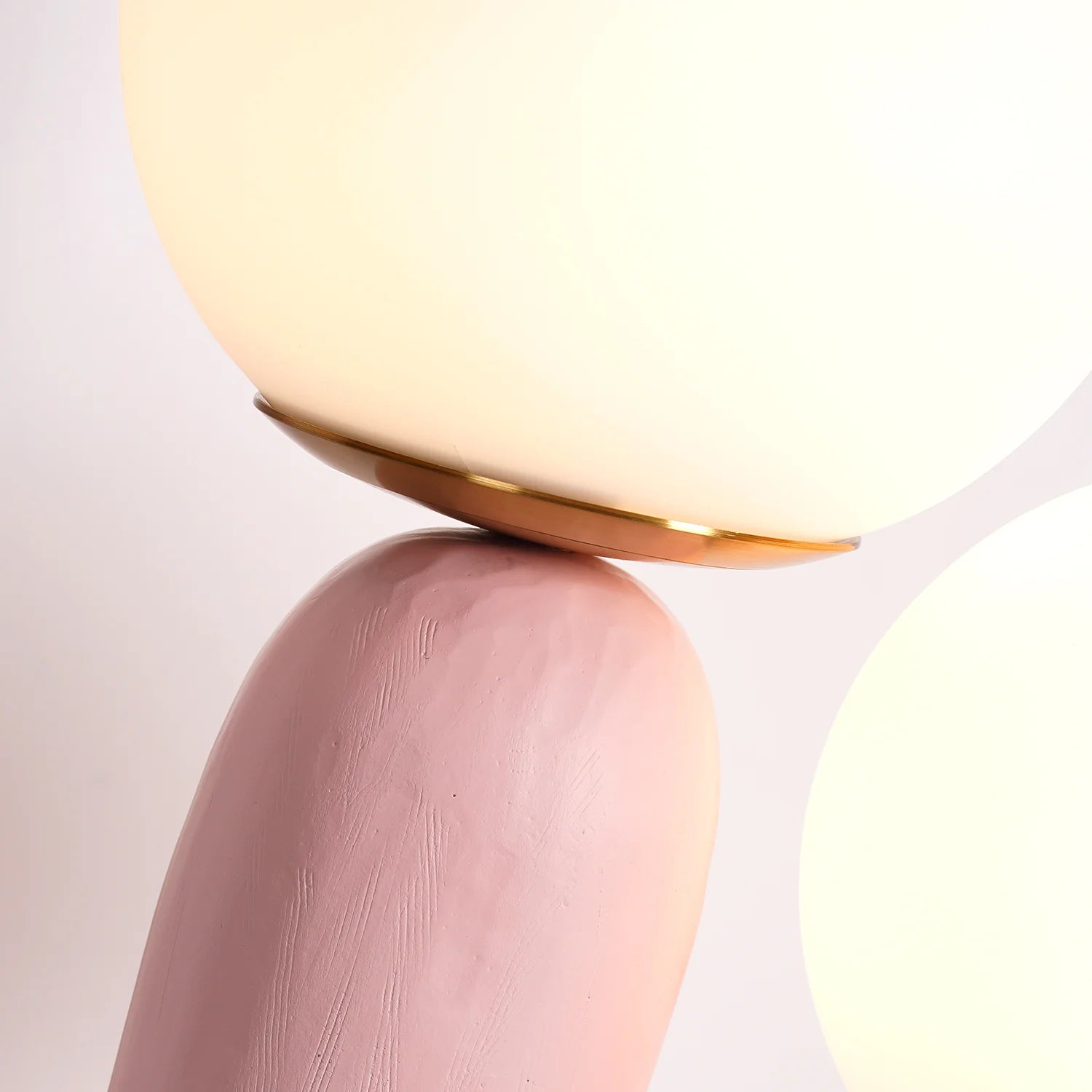 Lampe de table en verre à sphère tendance Cactus