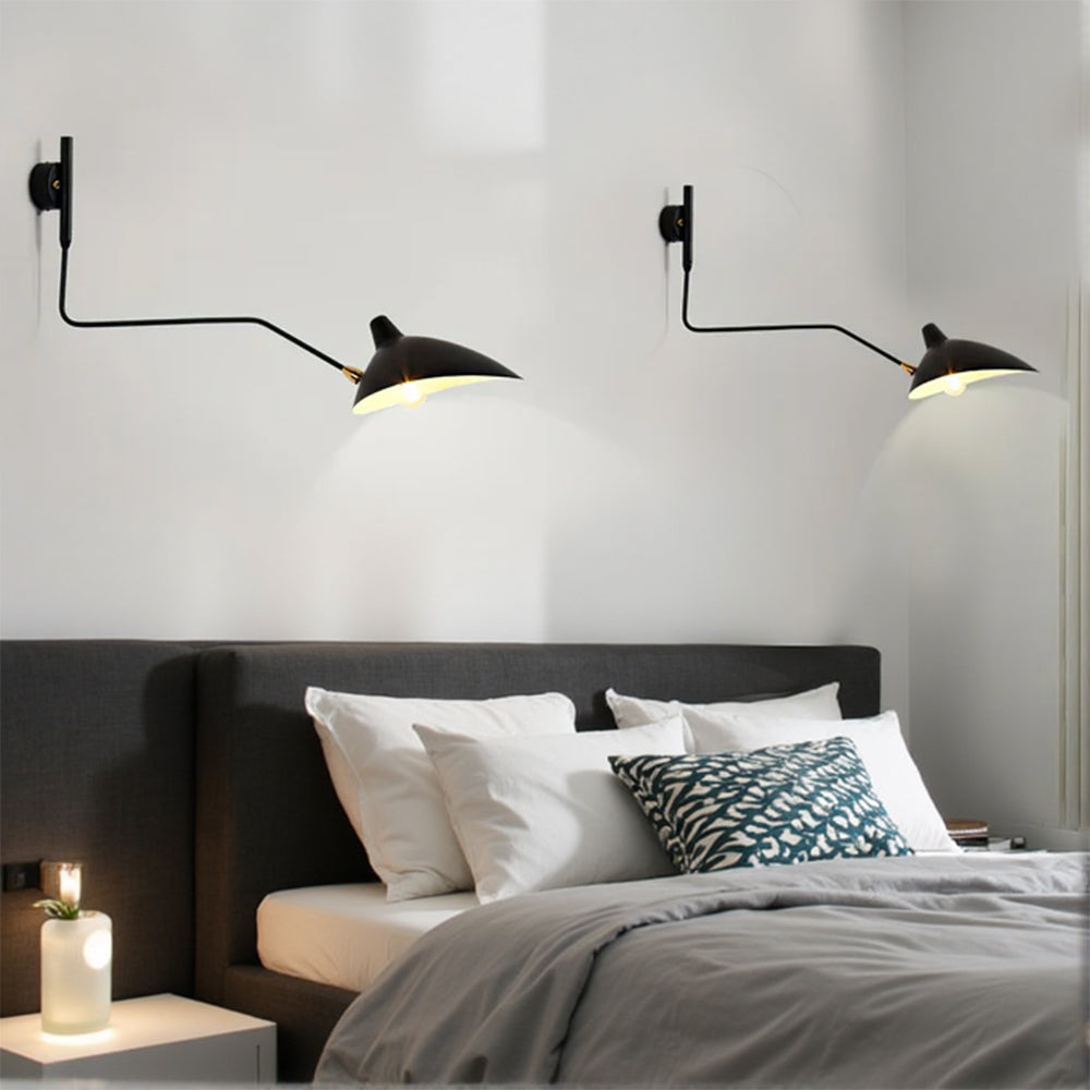 Elegante lampada da parete a doppia testa
