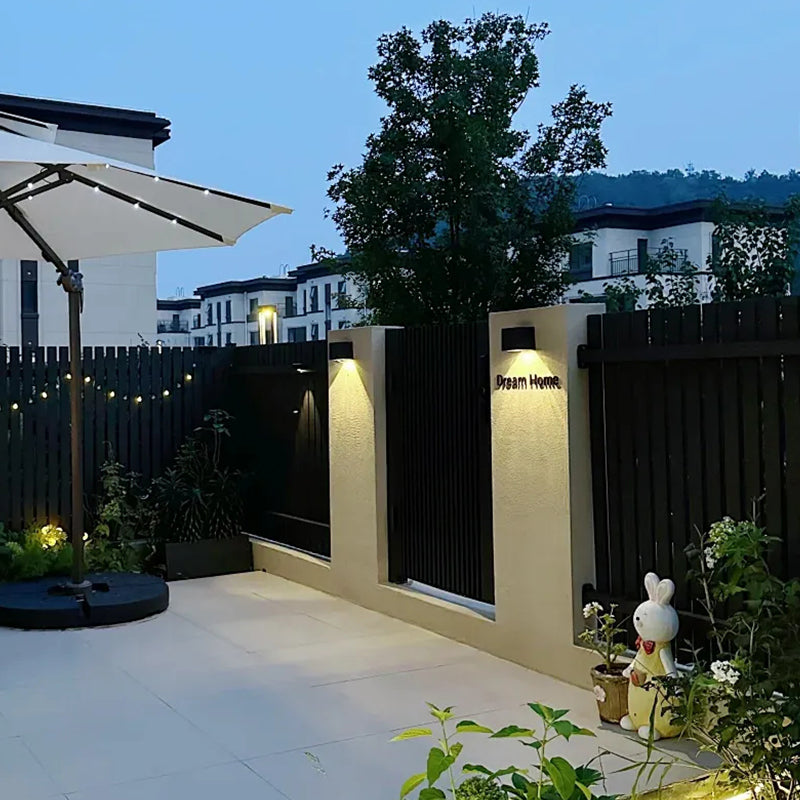 Moderna luce murale a LED cubo regolabile