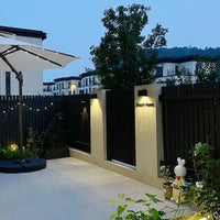 Moderna luce murale a LED cubo regolabile