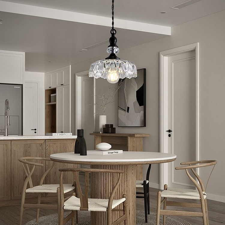 Schicke Glasblumen-Pendelleuchte