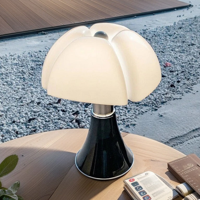 flower-table-lamp-black