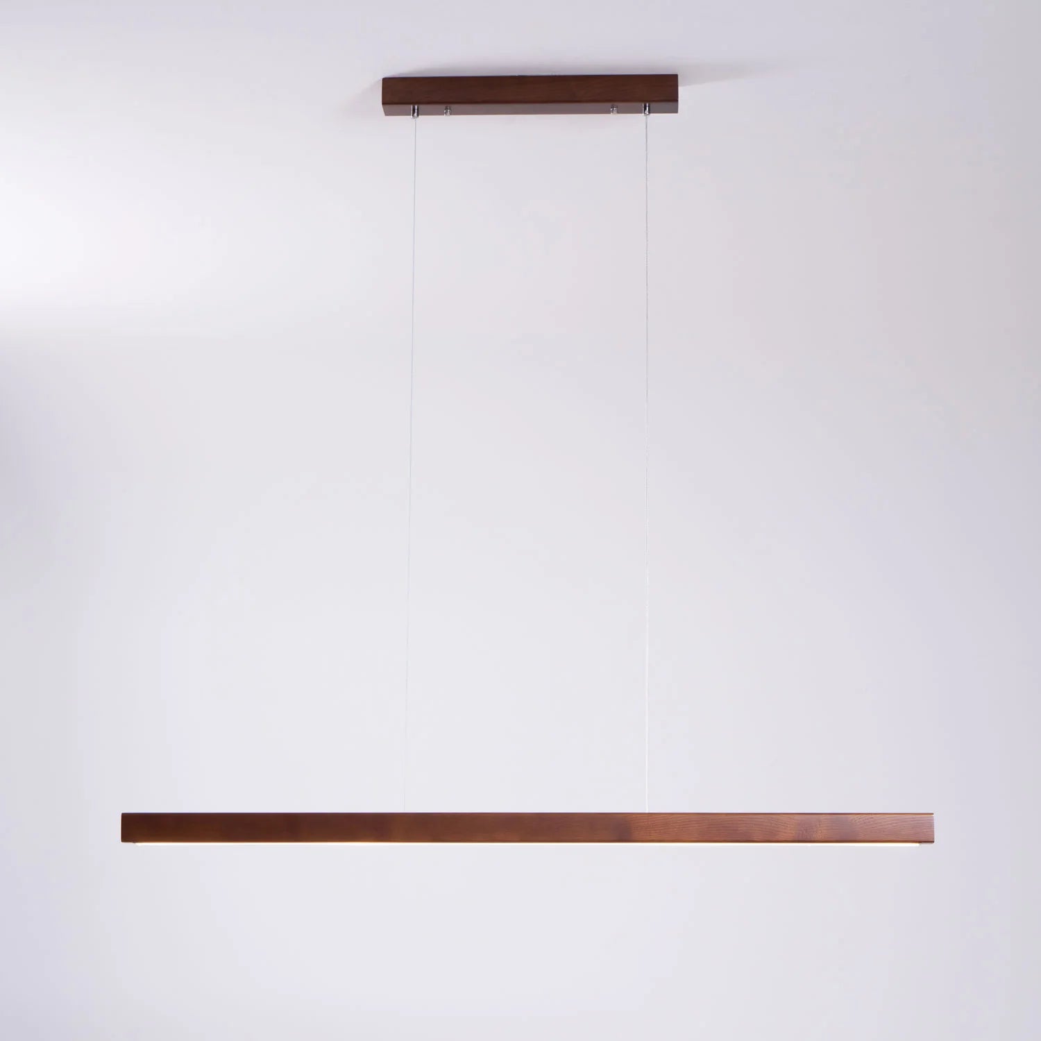 Lampada a sospensione lineare Timberline