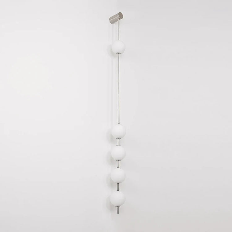 Raffineret Linea Orb messing væglampe