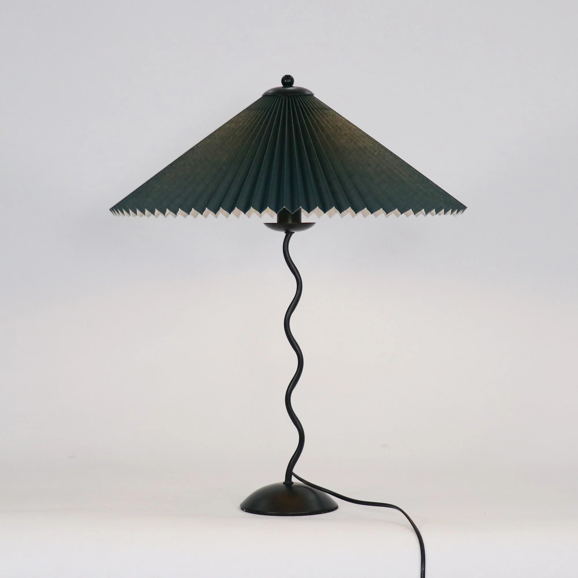 Classic Curva Metal Table Lamp