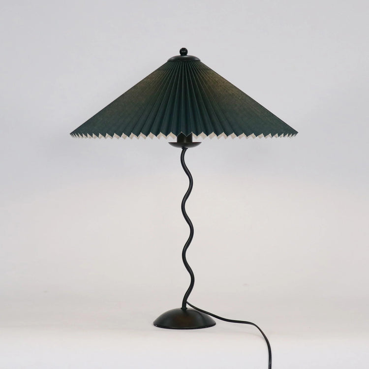 Klassisk Curva Metal Bordlampe