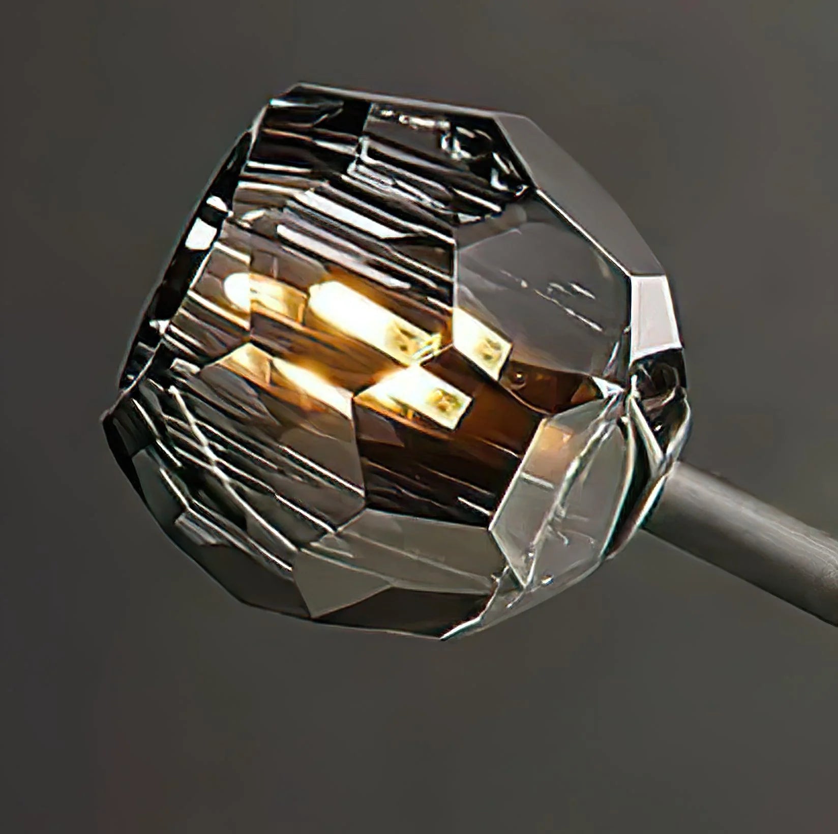 Lampadario a cascata con sfera di vetro