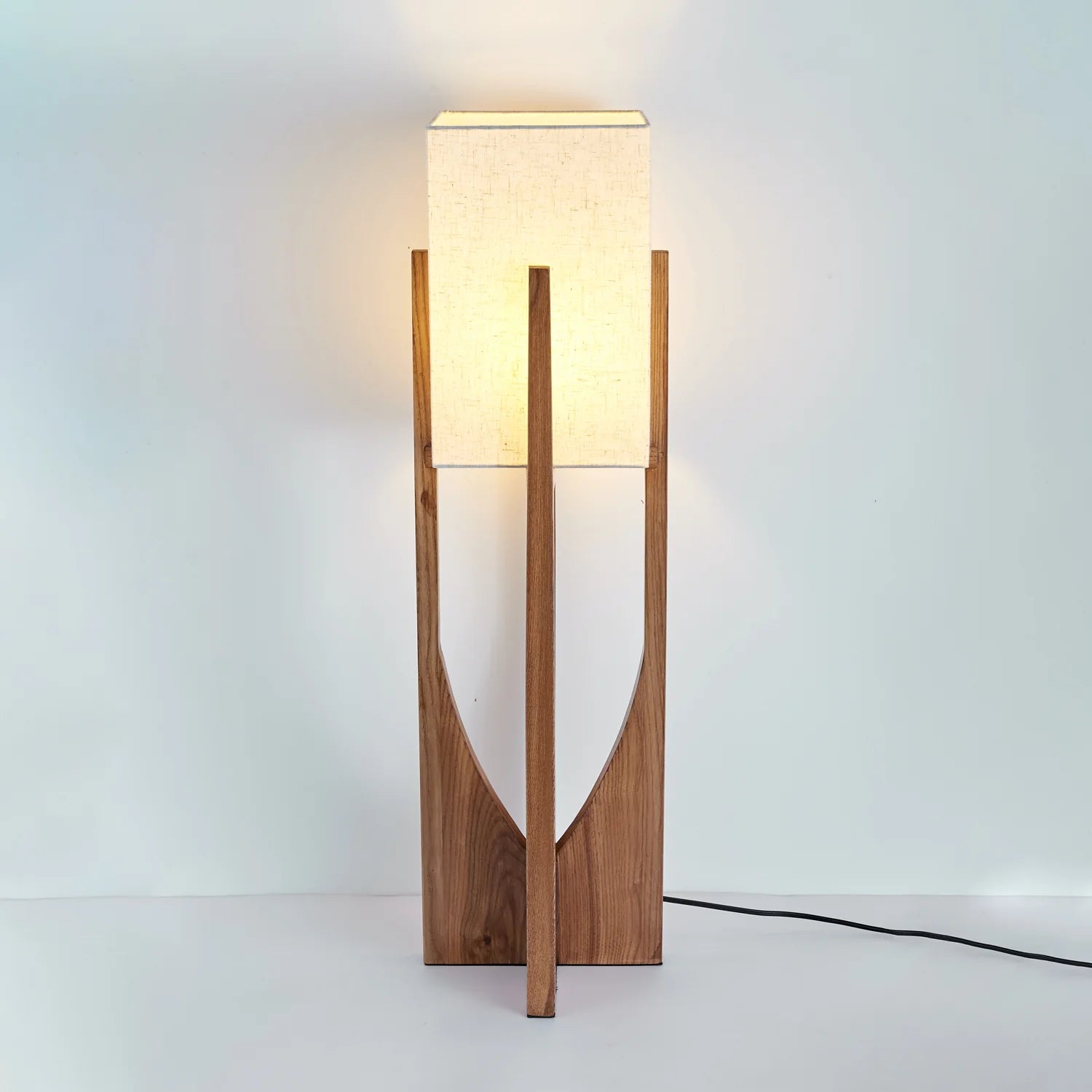 Lampadaire rustique en tissu en forme de U