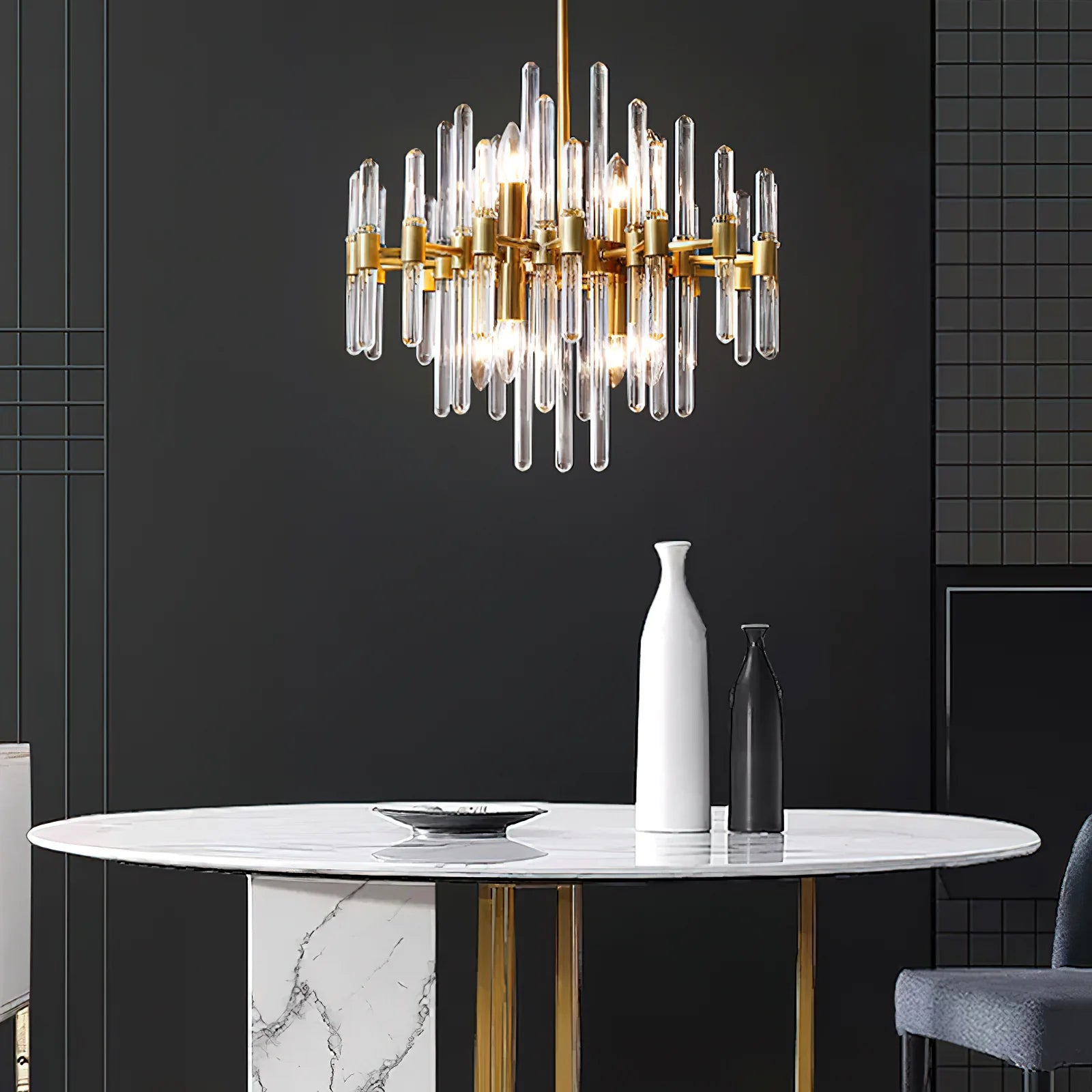 Lampadario di grandezza vittoriana
